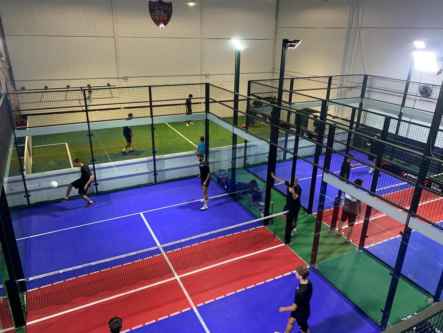 Canchas interiores en juego